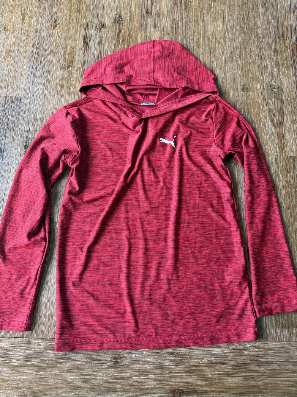 3/24$ Puma Kids Thin Red Quick Dry Hoodie size M (7-8)